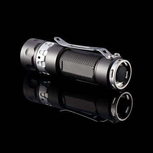 Lampe Tactique Niteye RAPTOR RRT03 - 1400Lumens