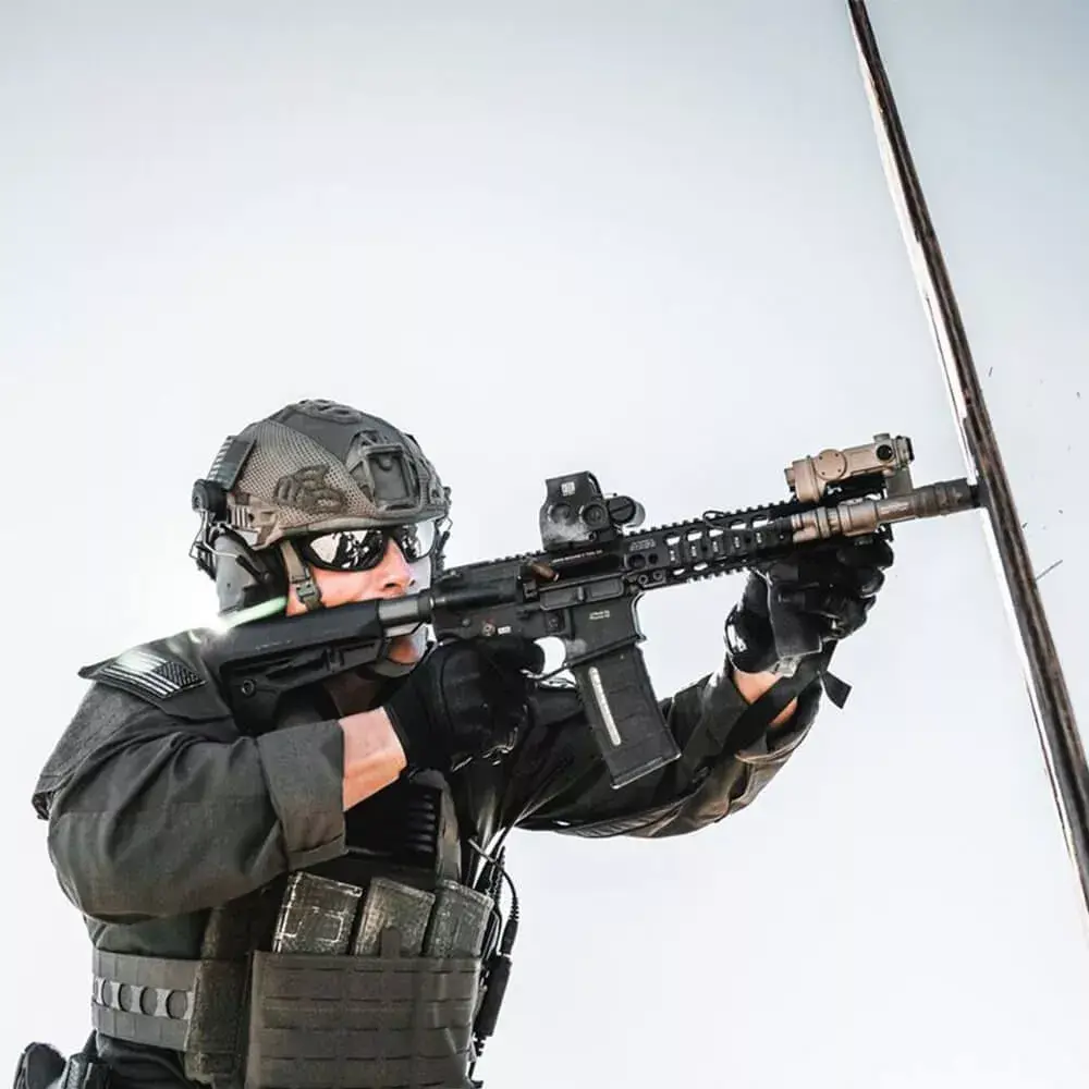 Lunette de soleil Bollé SWAT