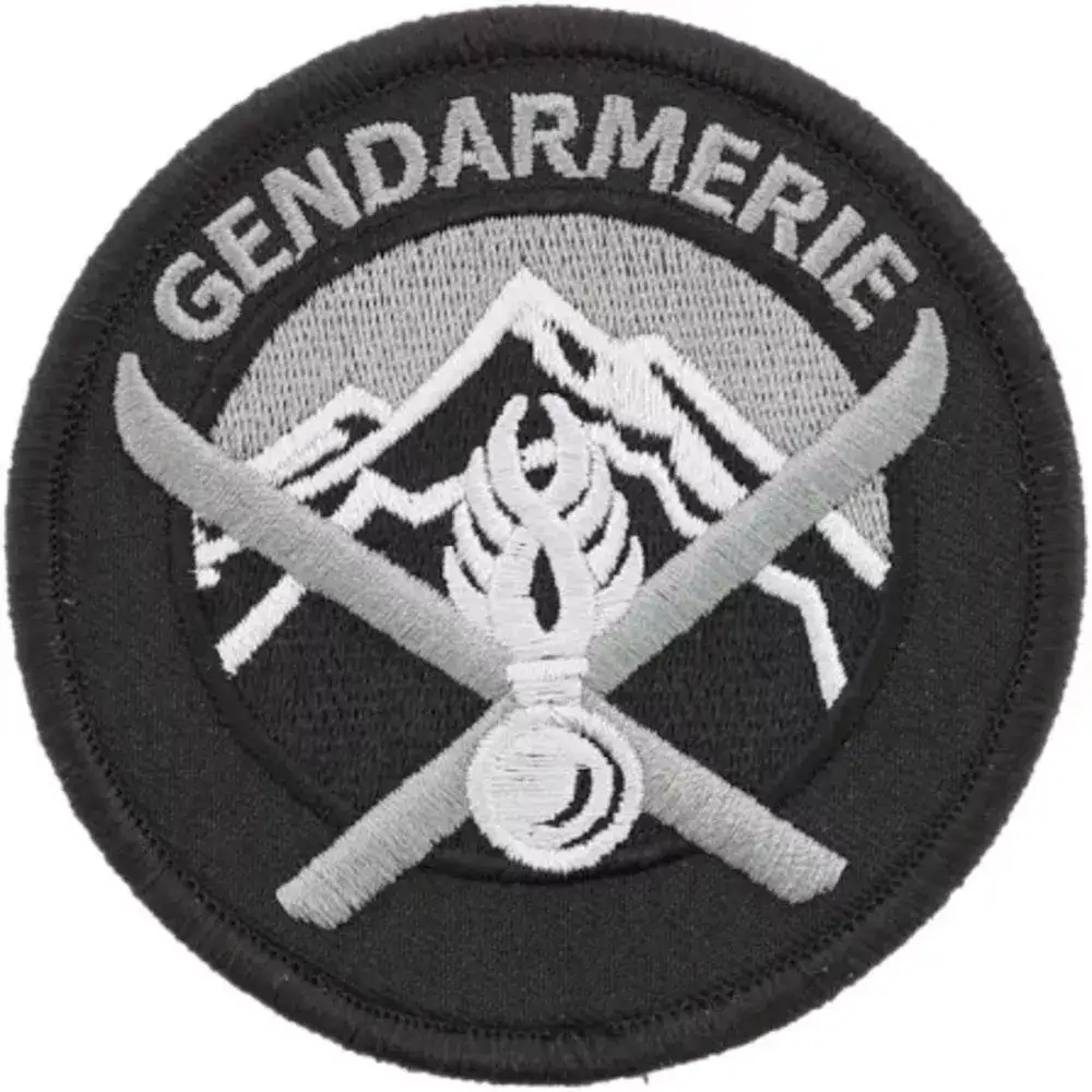 Ecusson de bras brodé Gendarmerie Haute Montagne basse visibilité Noir