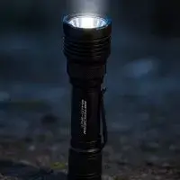 Lampe tactique rechargeable M37 MAX 5000 Lumens - Niteye