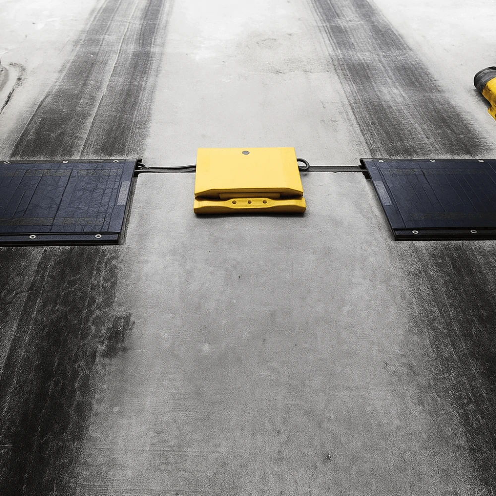 Systeme d'inspection portatif de chassis de vehicules US1020 - Nuctech Systeme d'inspection portatif de chassis de vehicules US1020 - Nuctech