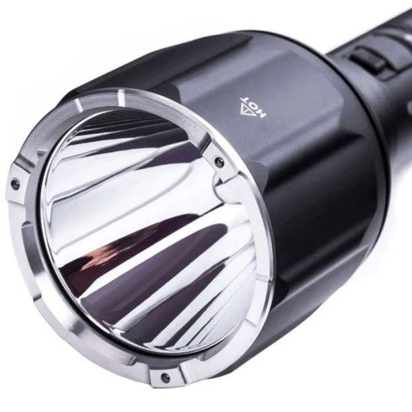 Lampe Tactique P82C - 2 200 lumens - Nextorch
