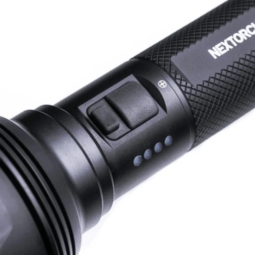 Lampe Tactique P82C - 2 200 lumens - Nextorch