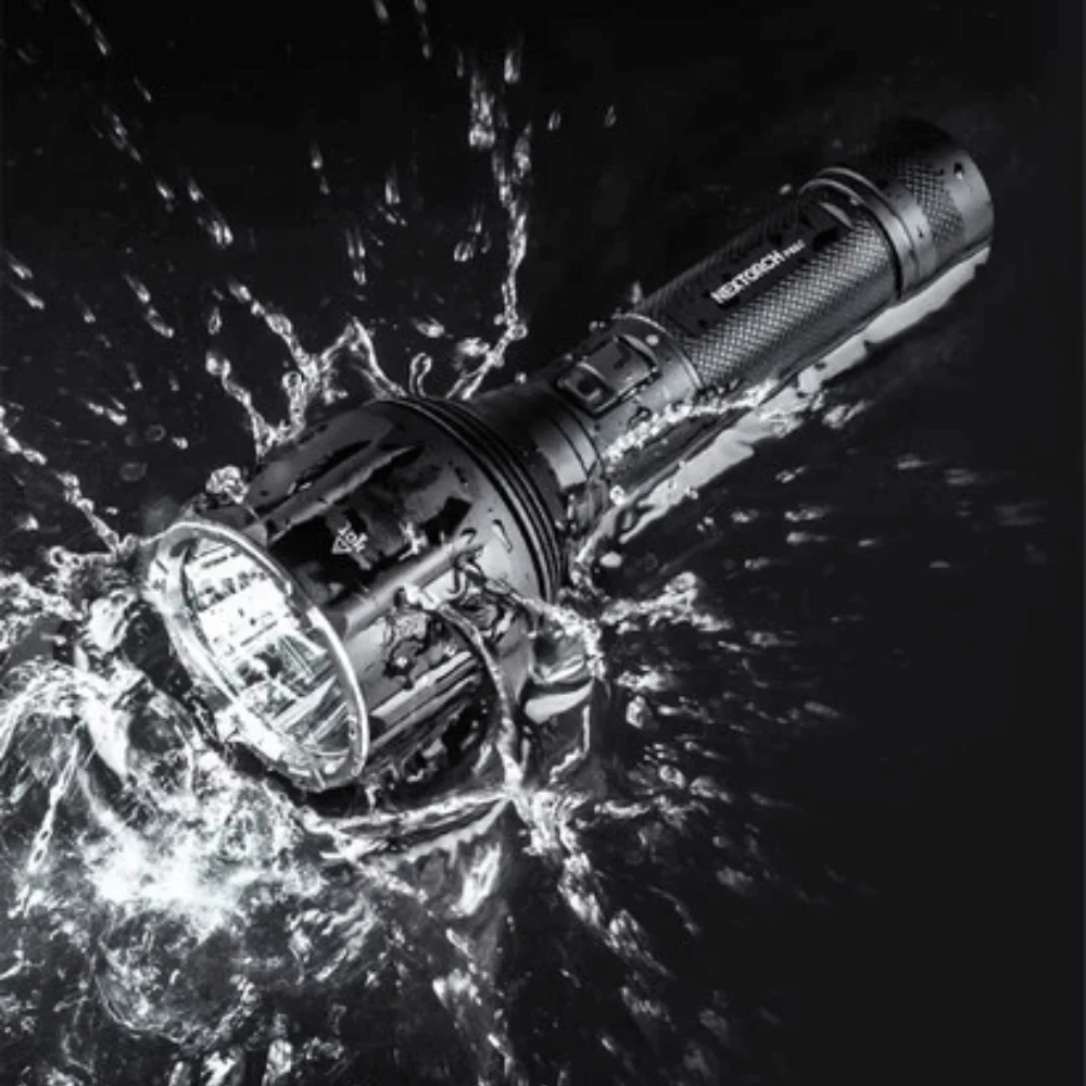 Lampe Tactique P82C - 2 200 lumens - Nextorch