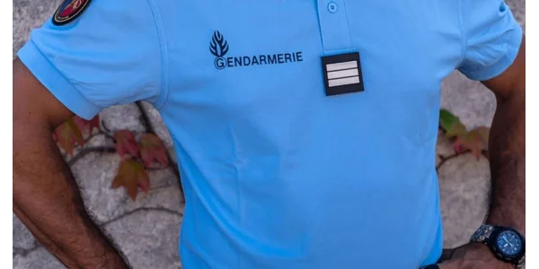 l'uniforme Gendarmerie et ses pièces vestimentaires