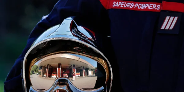 la tenue de service et ses pièces vestimentaires